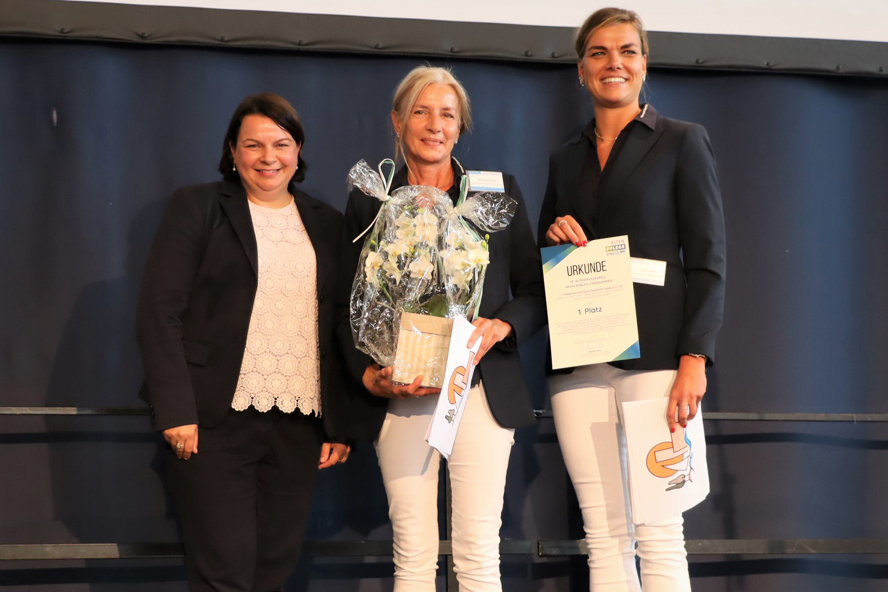 Landespflegekongresses in Rostock den Altenpflegepreis